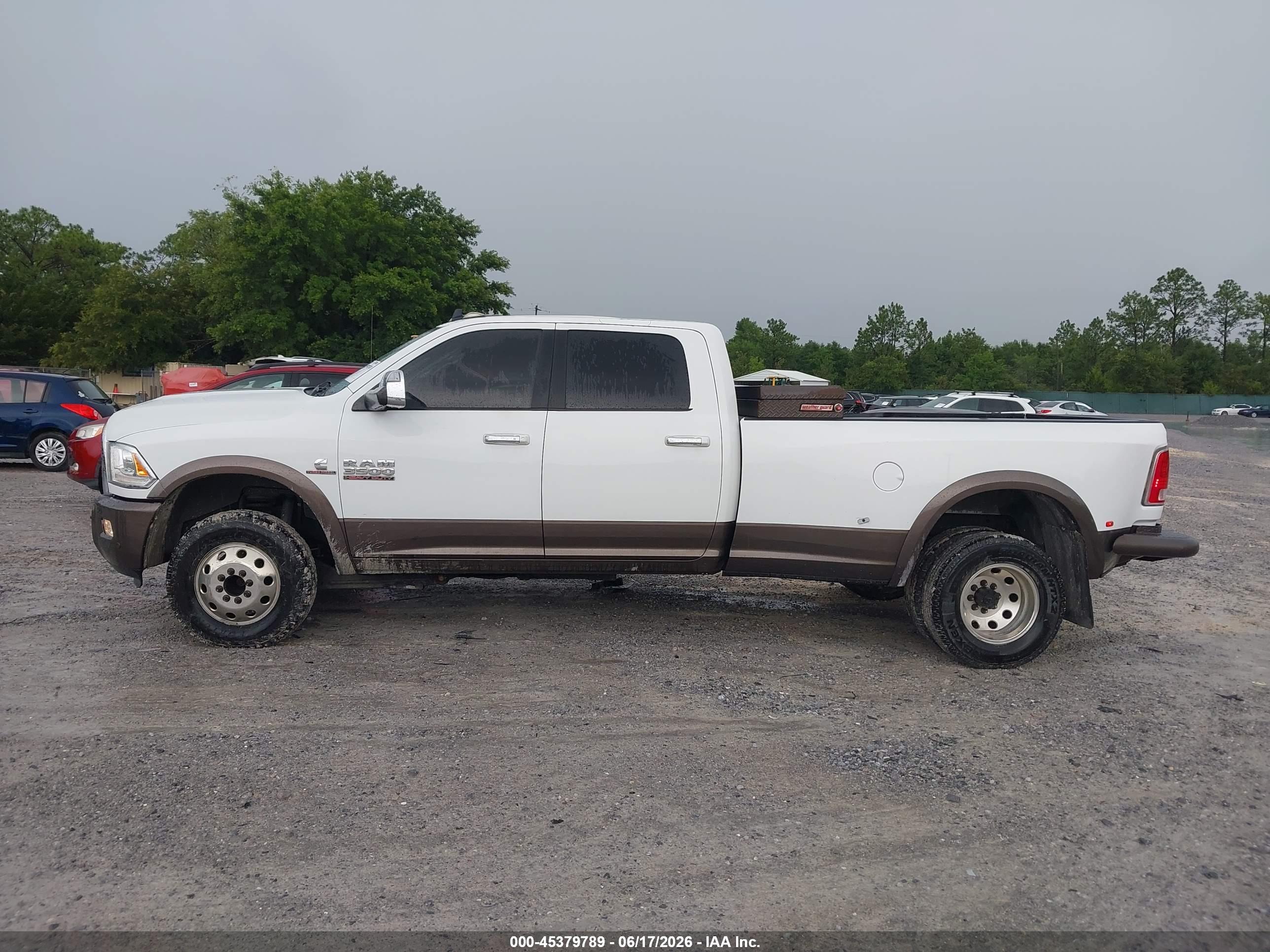 2018 RAM 3500 LARAMIE  4X4 8' BOX