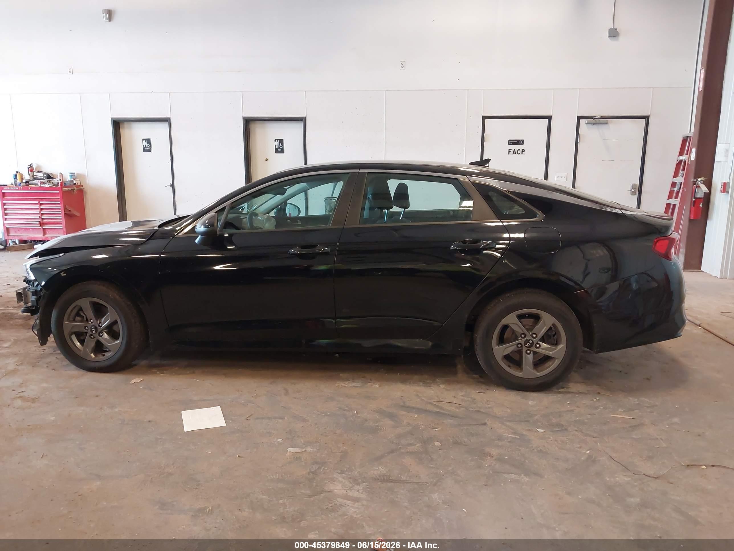 2021 KIA K5 LXS