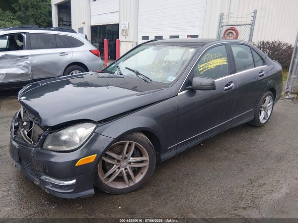 2013 MERCEDES-BENZ C 300 SPORT 4MATIC