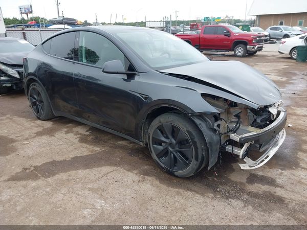 2025 TESLA MODEL Y