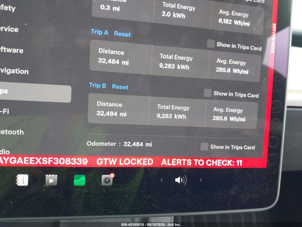 2025 TESLA MODEL Y