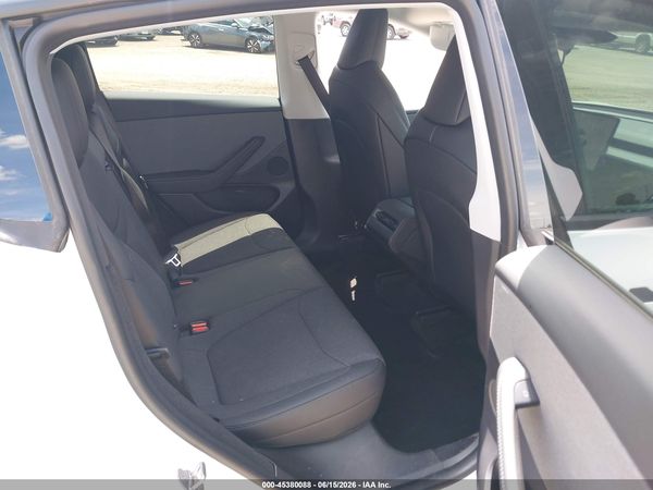 2026 TESLA MODEL Y
