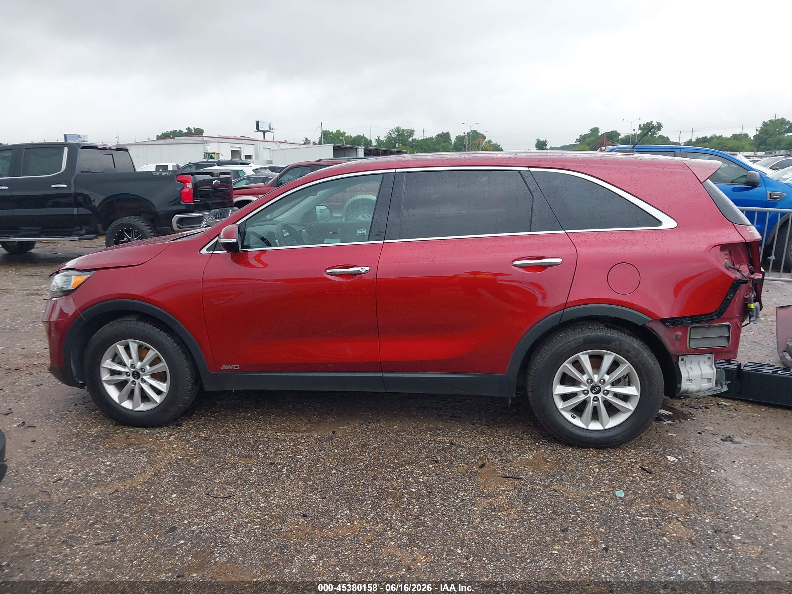 2019 KIA SORENTO 2.4L LX