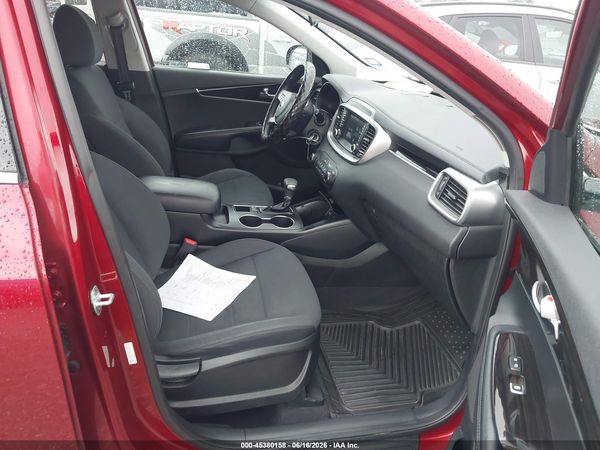 2019 KIA SORENTO 2.4L LX