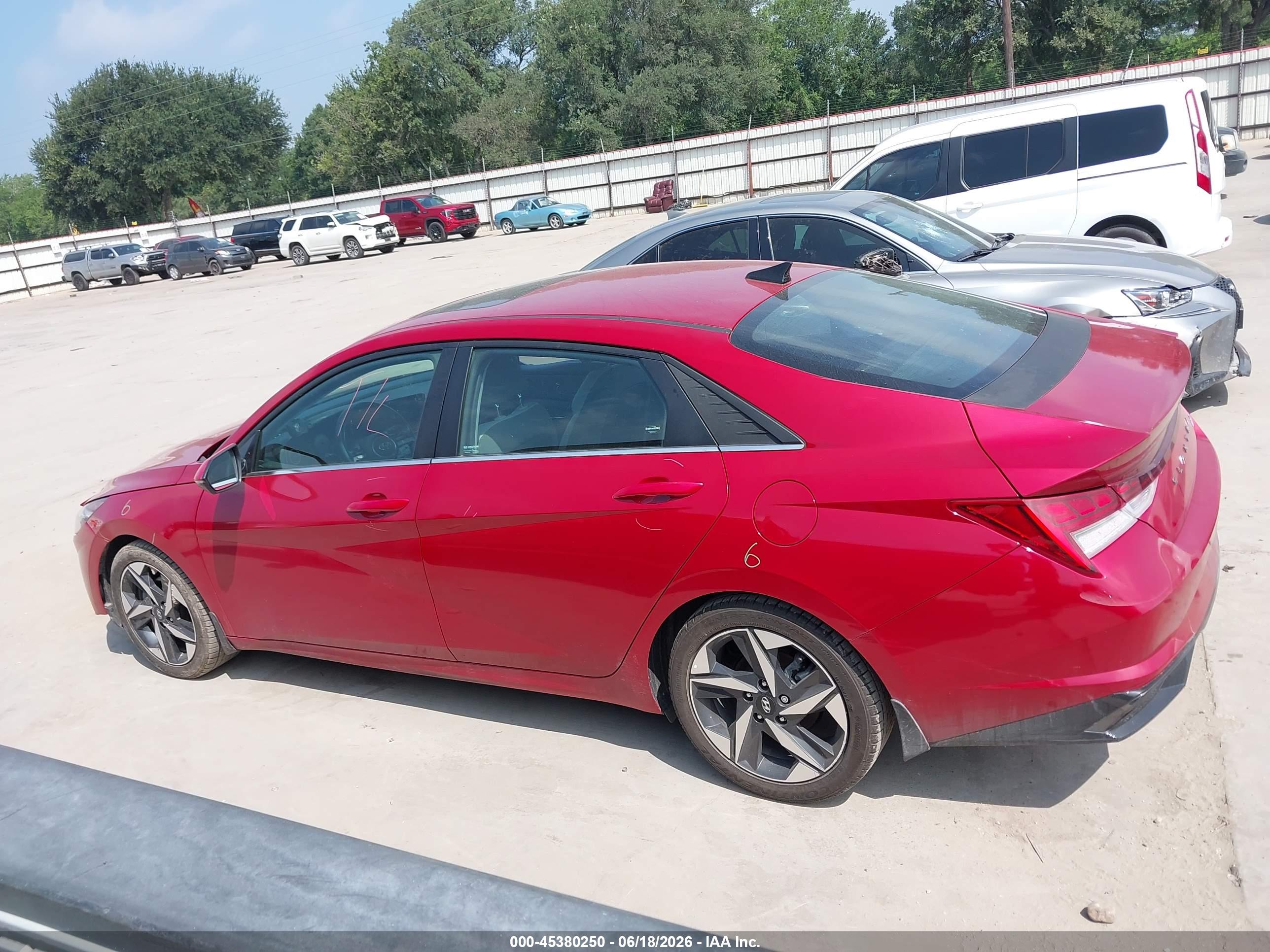 2022 HYUNDAI ELANTRA LIMITED