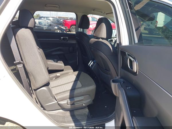 2025 KIA SORENTO LX