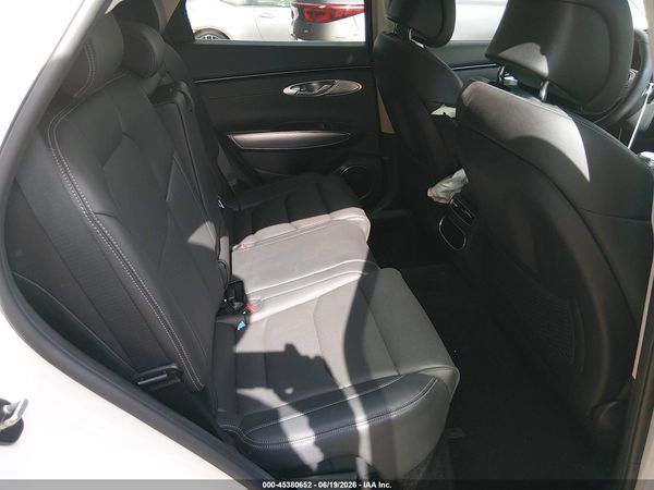 2022 GENESIS GV70 2.5T AWD