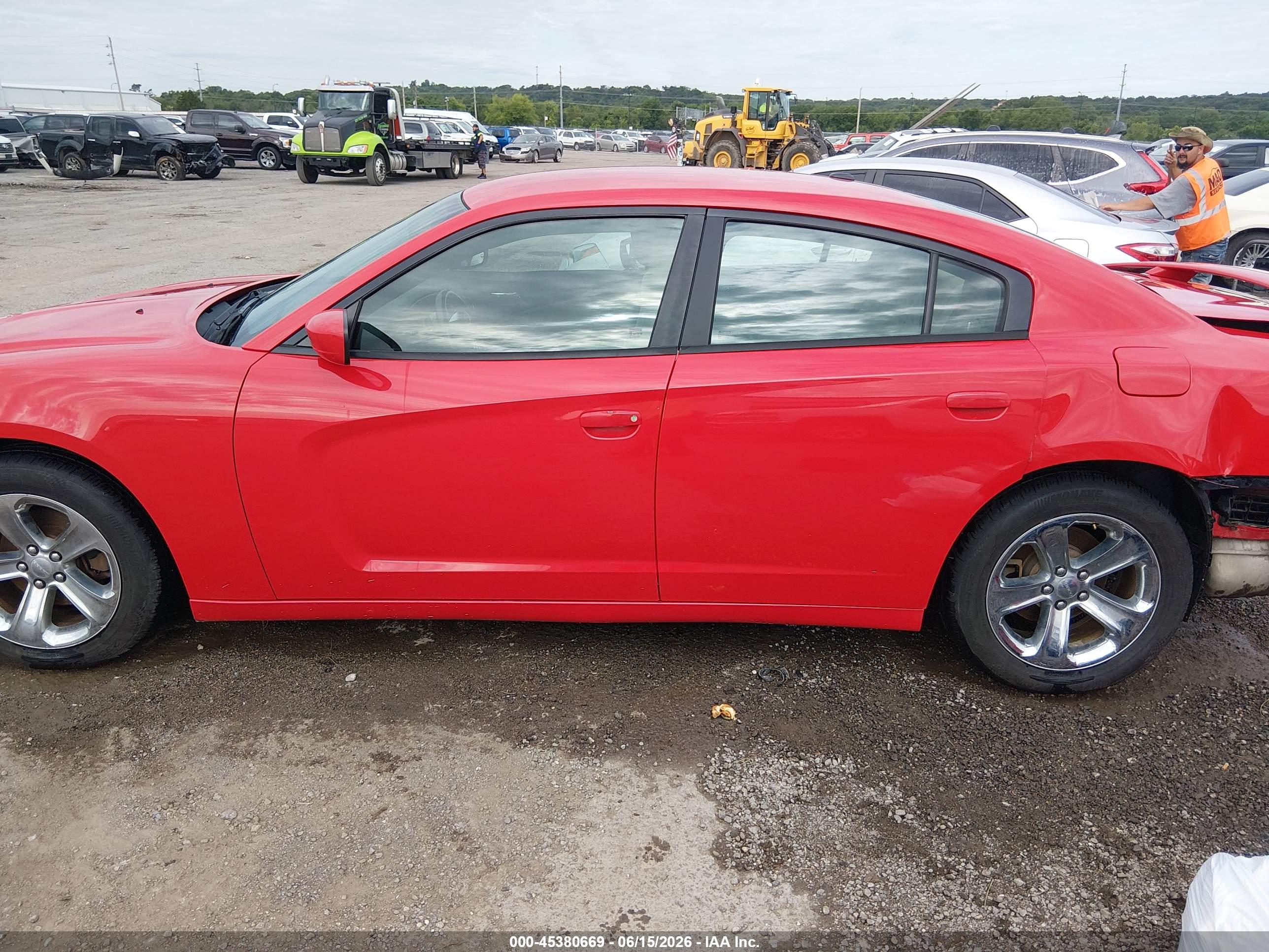 2014 DODGE CHARGER SXT