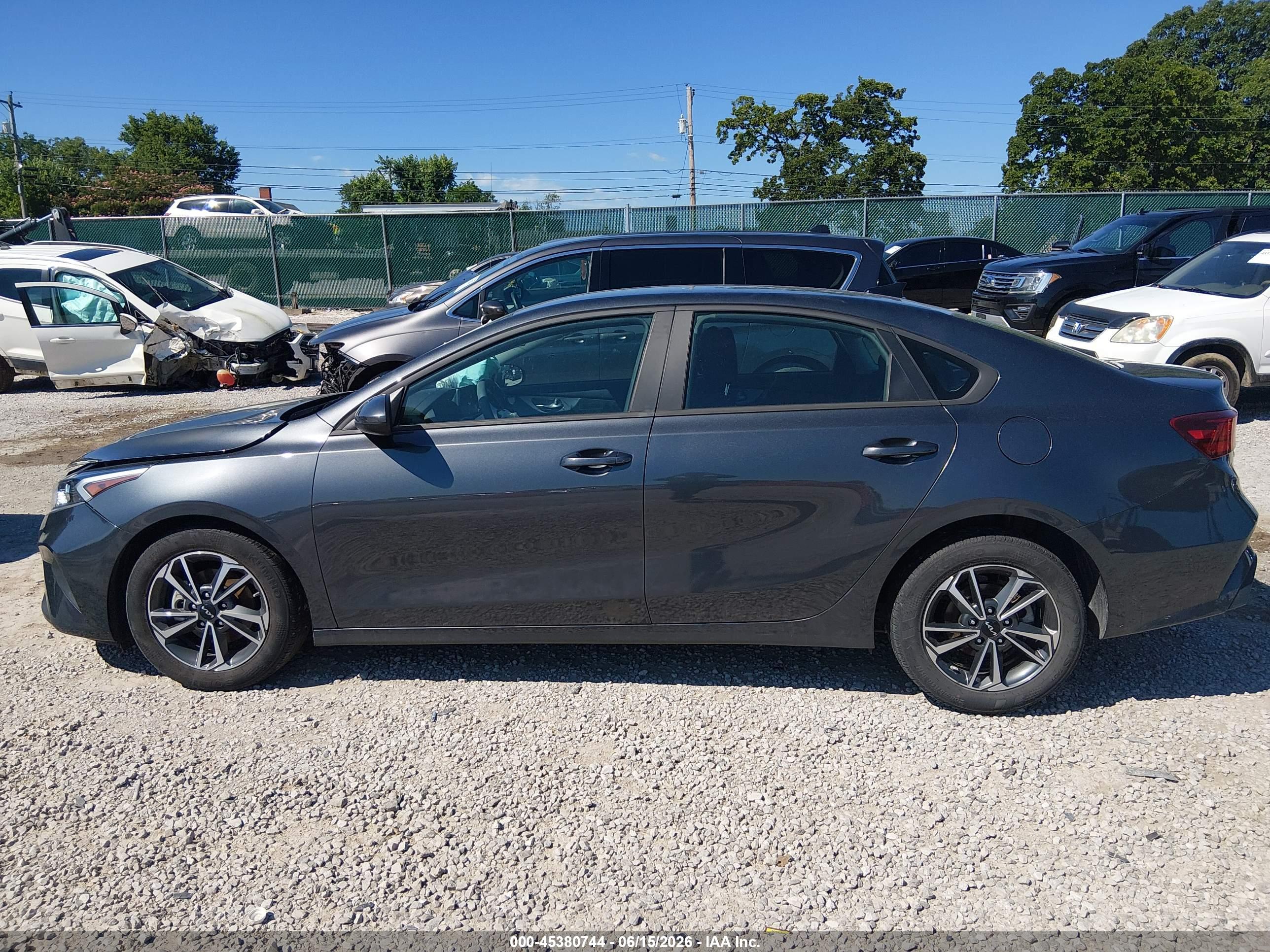 2024 KIA FORTE LXS