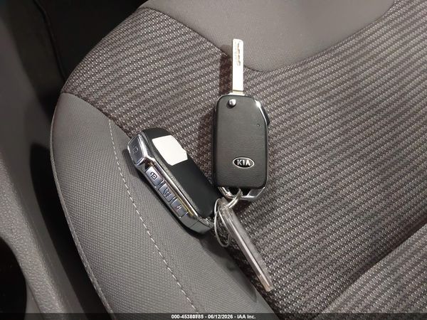 2020 KIA NIRO LX