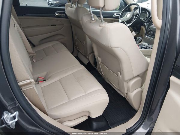 2019 JEEP GRAND CHEROKEE LAREDO E 4X4