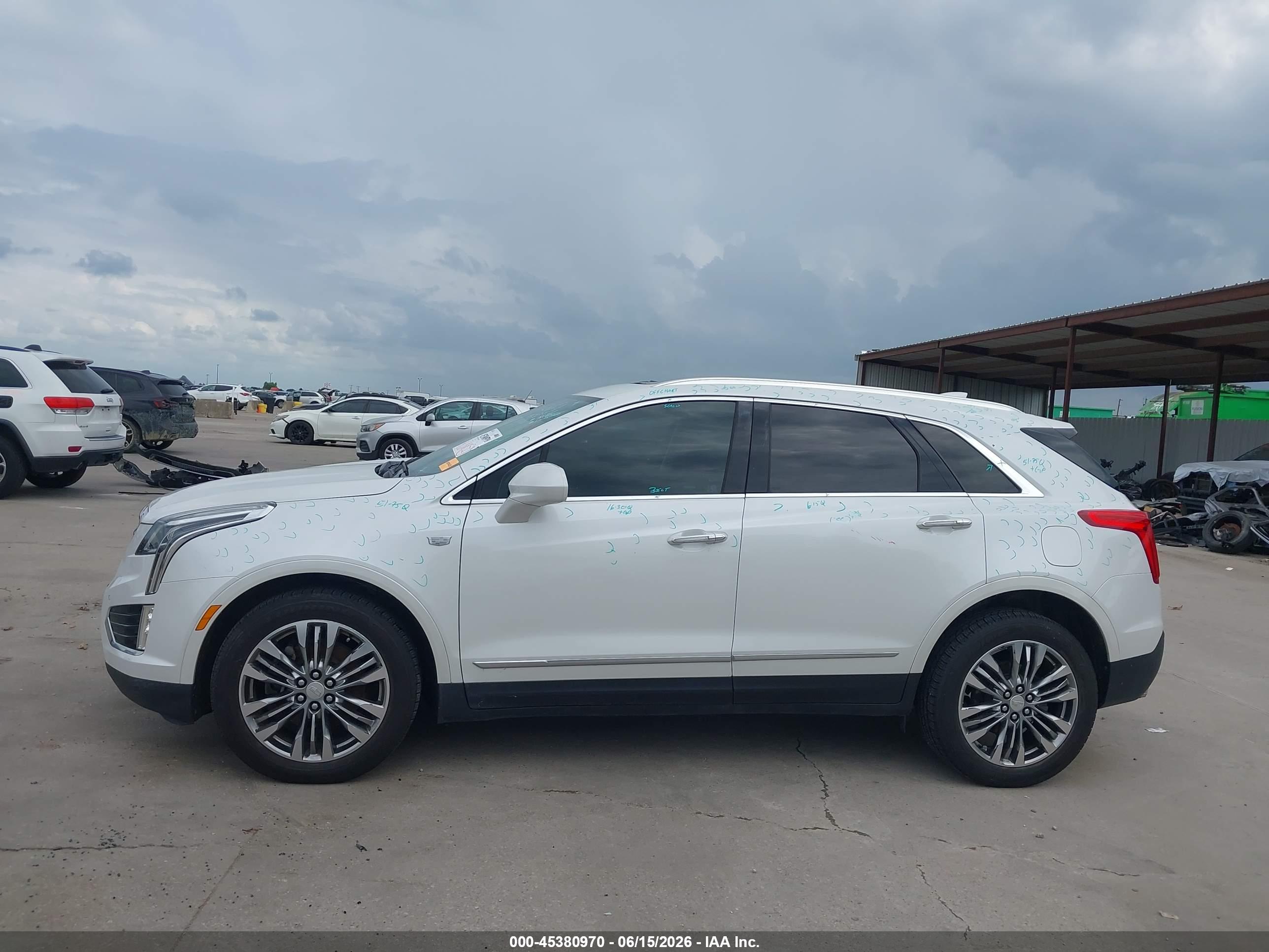 2017 CADILLAC XT5 PREMIUM LUXURY