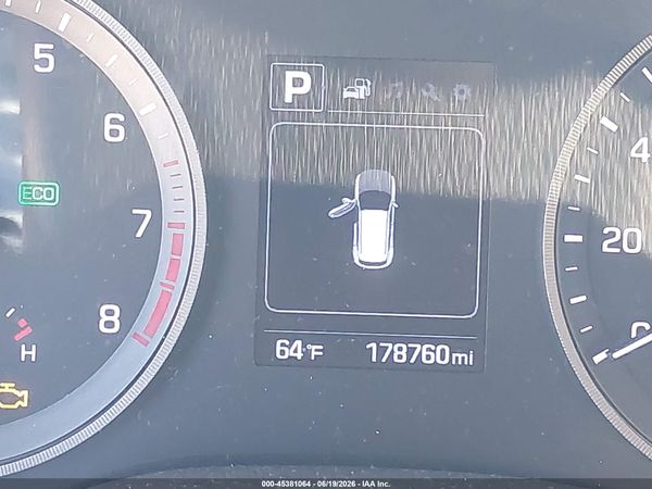 2016 HYUNDAI TUCSON SE