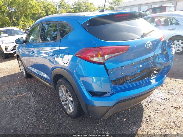 2016 HYUNDAI TUCSON SE
