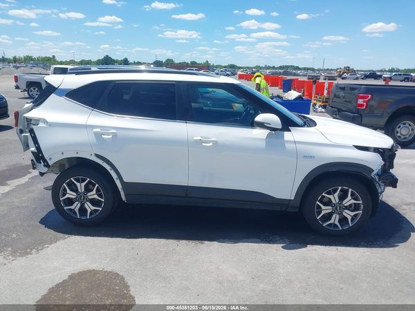 2023 KIA SELTOS EX