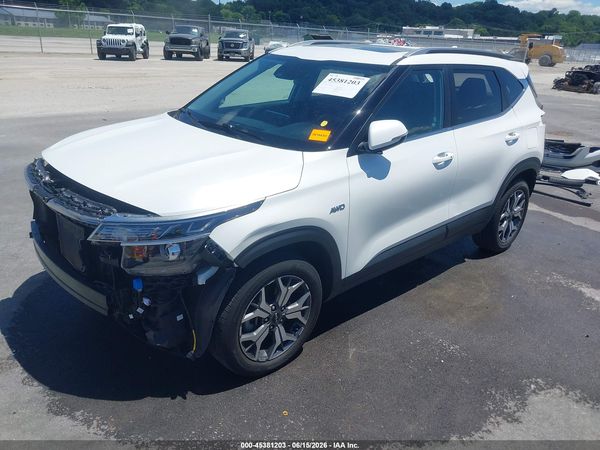 2023 KIA SELTOS EX