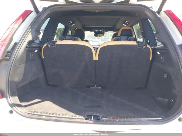 2019 VOLVO XC90 T6 MOMENTUM