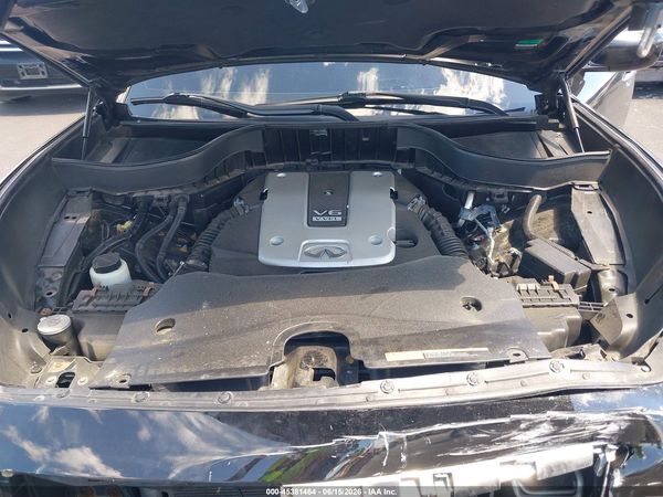 2016 INFINITI QX70