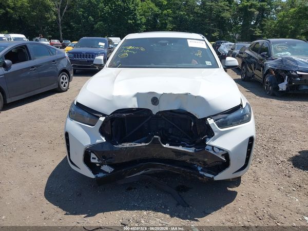 2024 BMW X6 XDRIVE40I