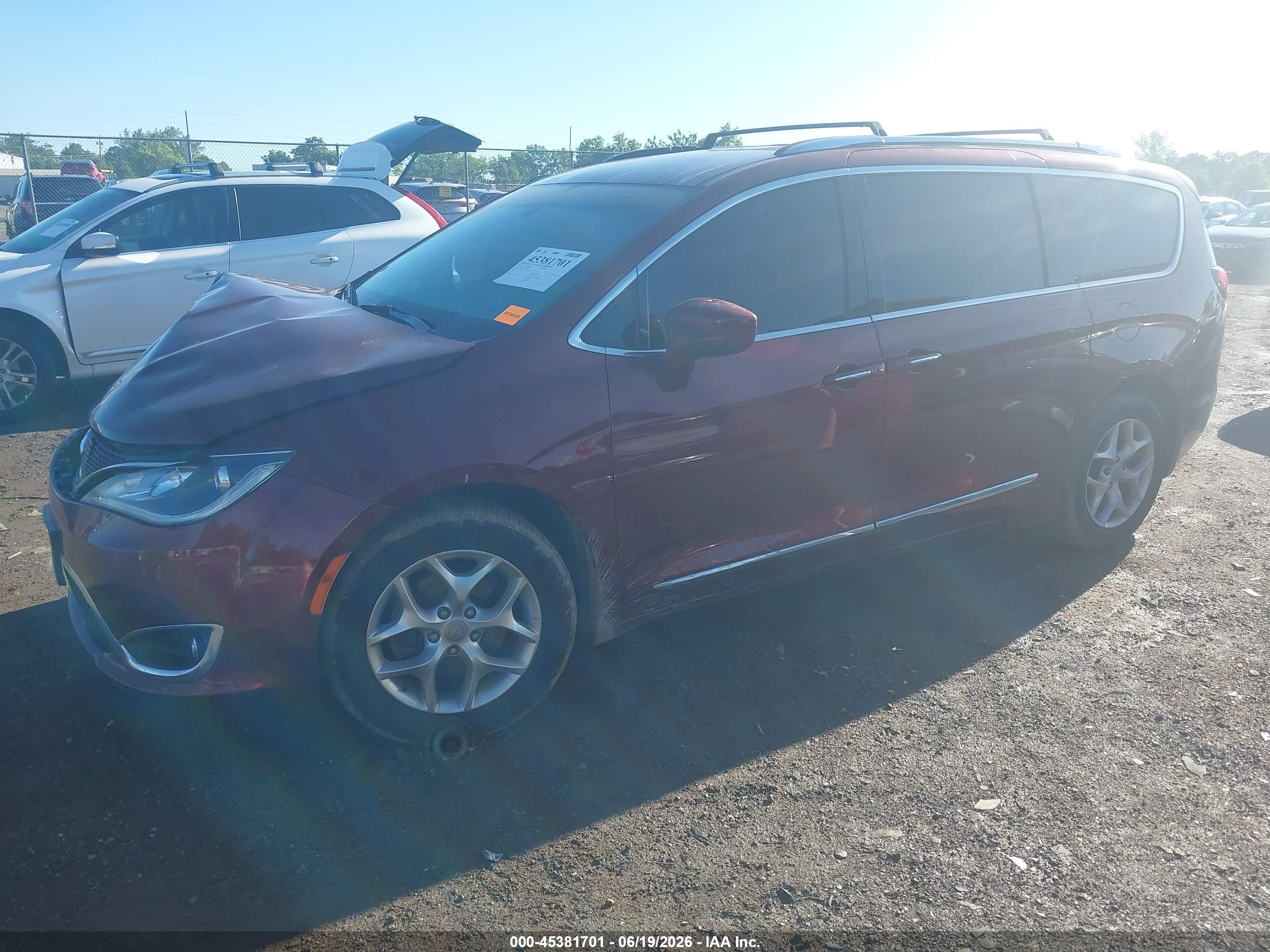 2018 CHRYSLER PACIFICA TOURING L