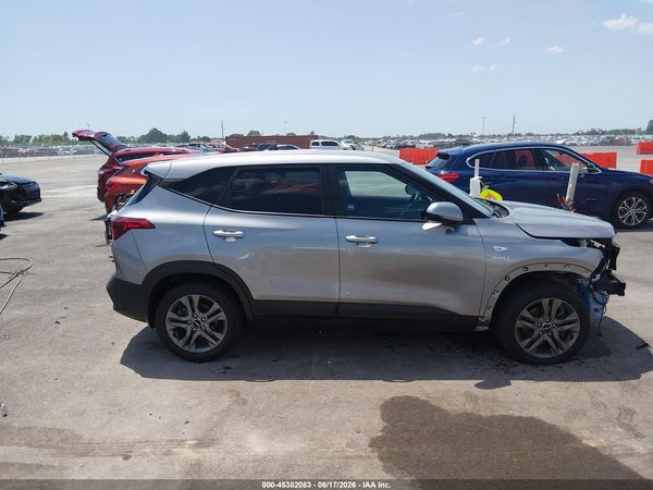 2022 KIA SELTOS LX