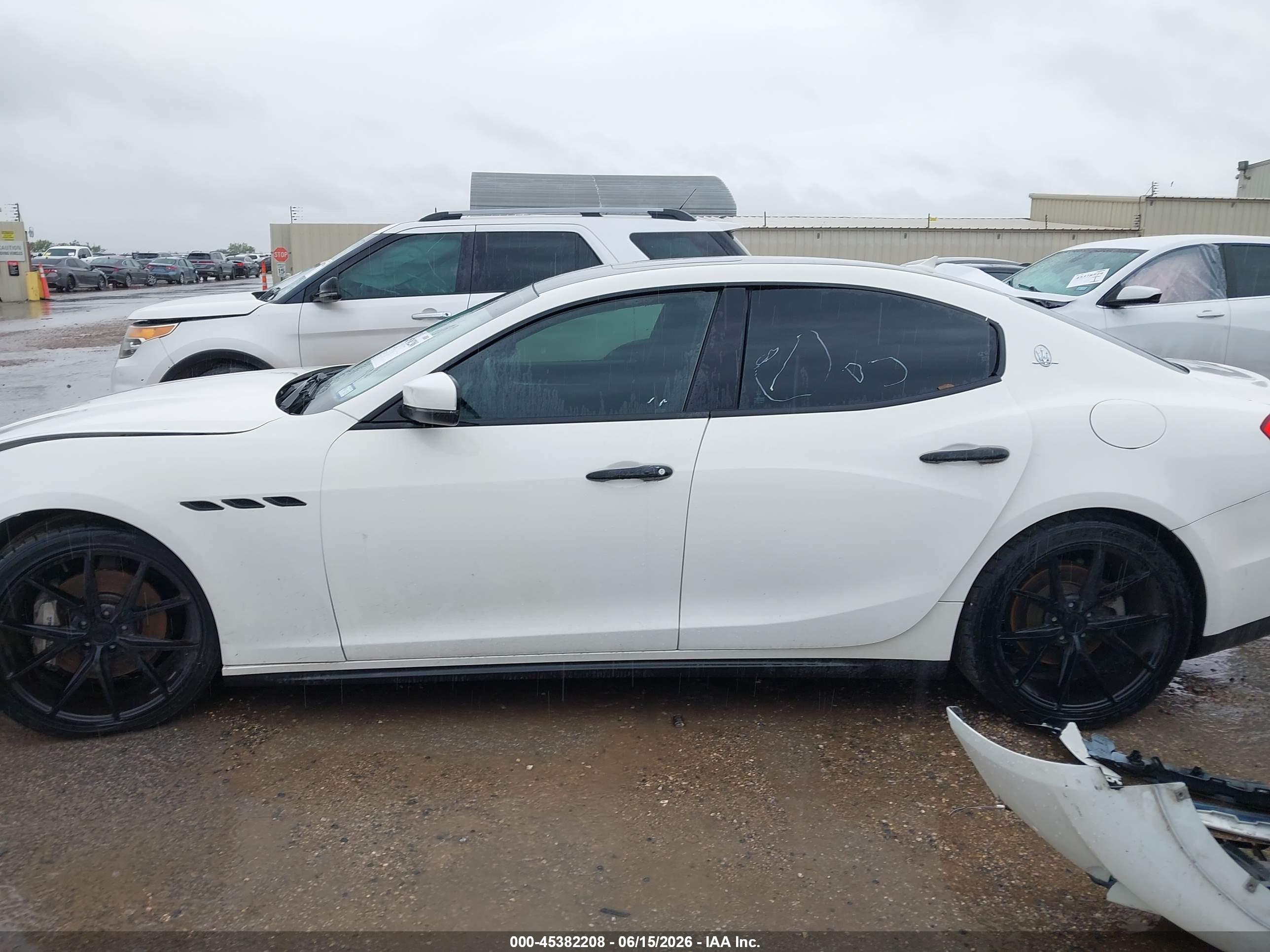 2017 MASERATI GHIBLI