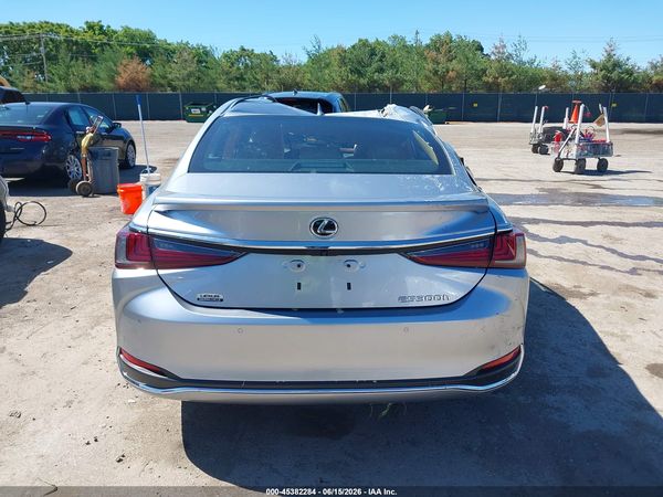 2023 LEXUS ES 300H LUXURY