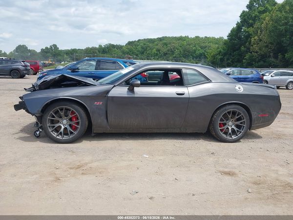 2016 DODGE CHALLENGER SRT 392