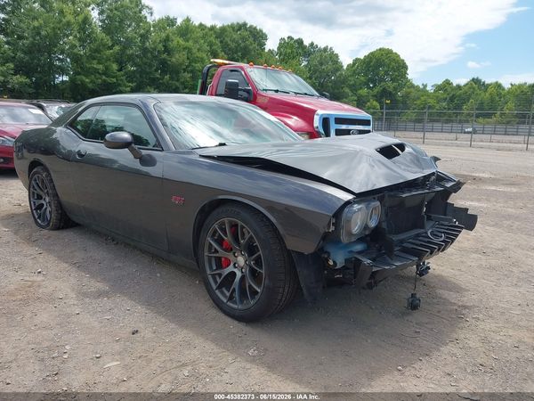 2016 DODGE CHALLENGER SRT 392