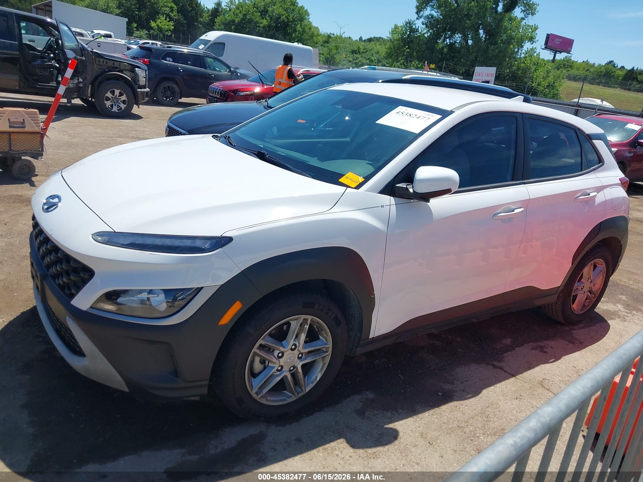 2022 HYUNDAI KONA SE