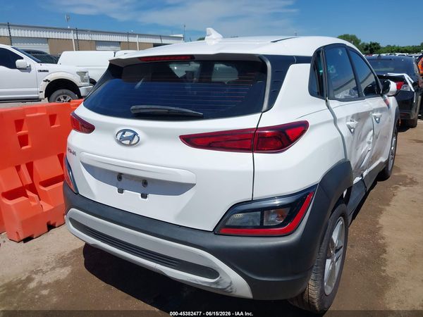 2022 HYUNDAI KONA SE