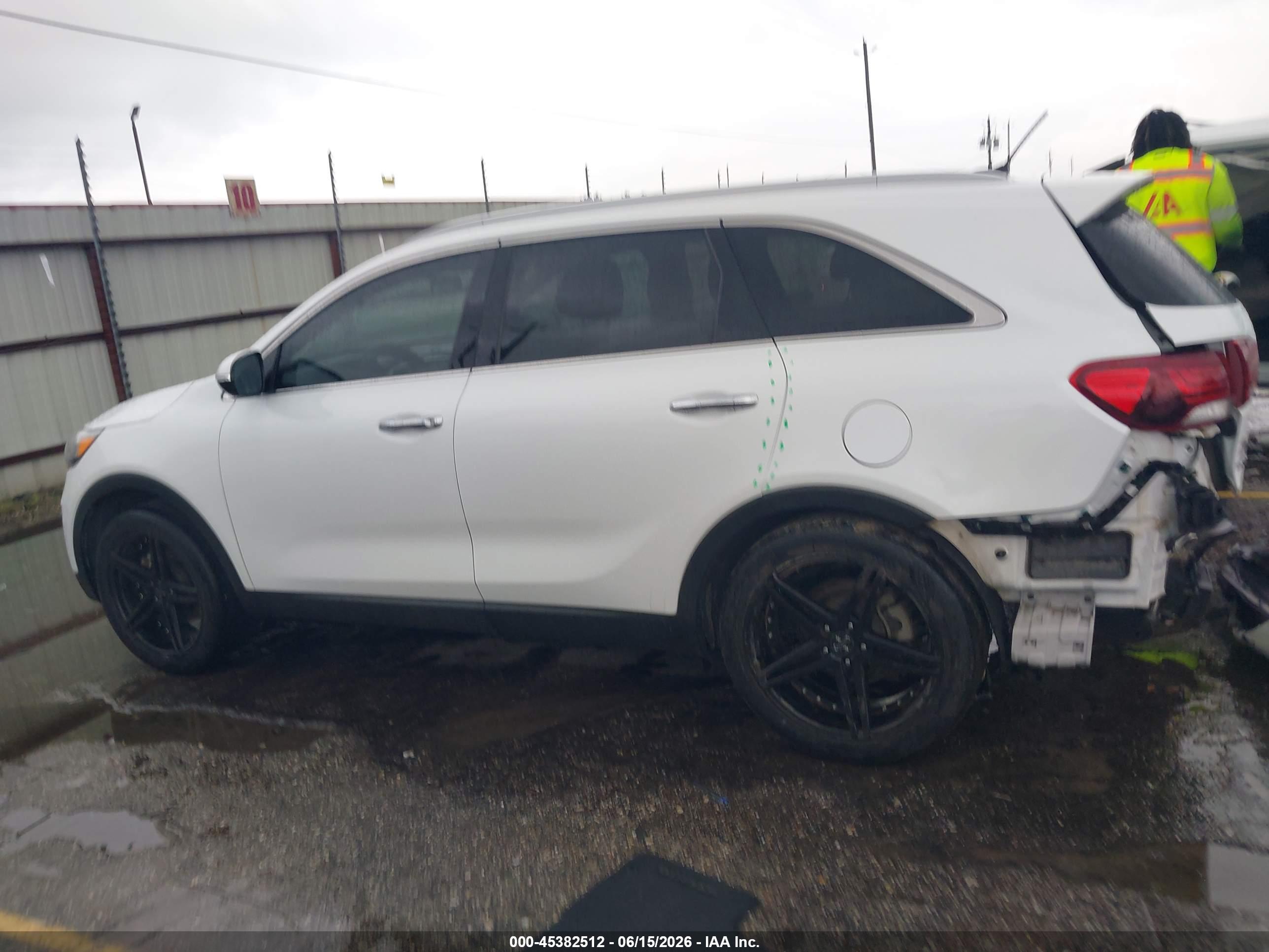 2020 KIA SORENTO 2.4L LX