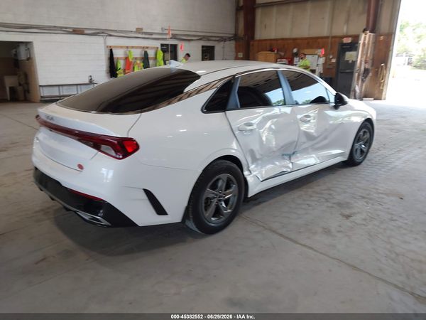 2022 KIA K5 LXS