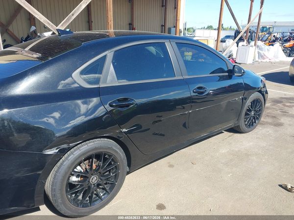 2023 KIA FORTE LXS