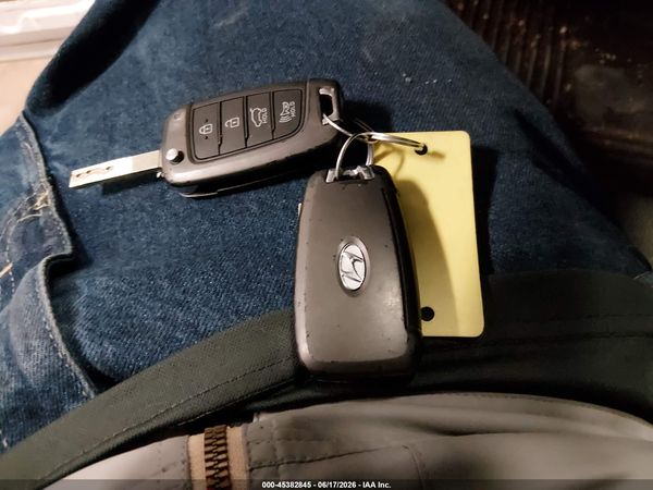 2019 HYUNDAI SANTA FE SE