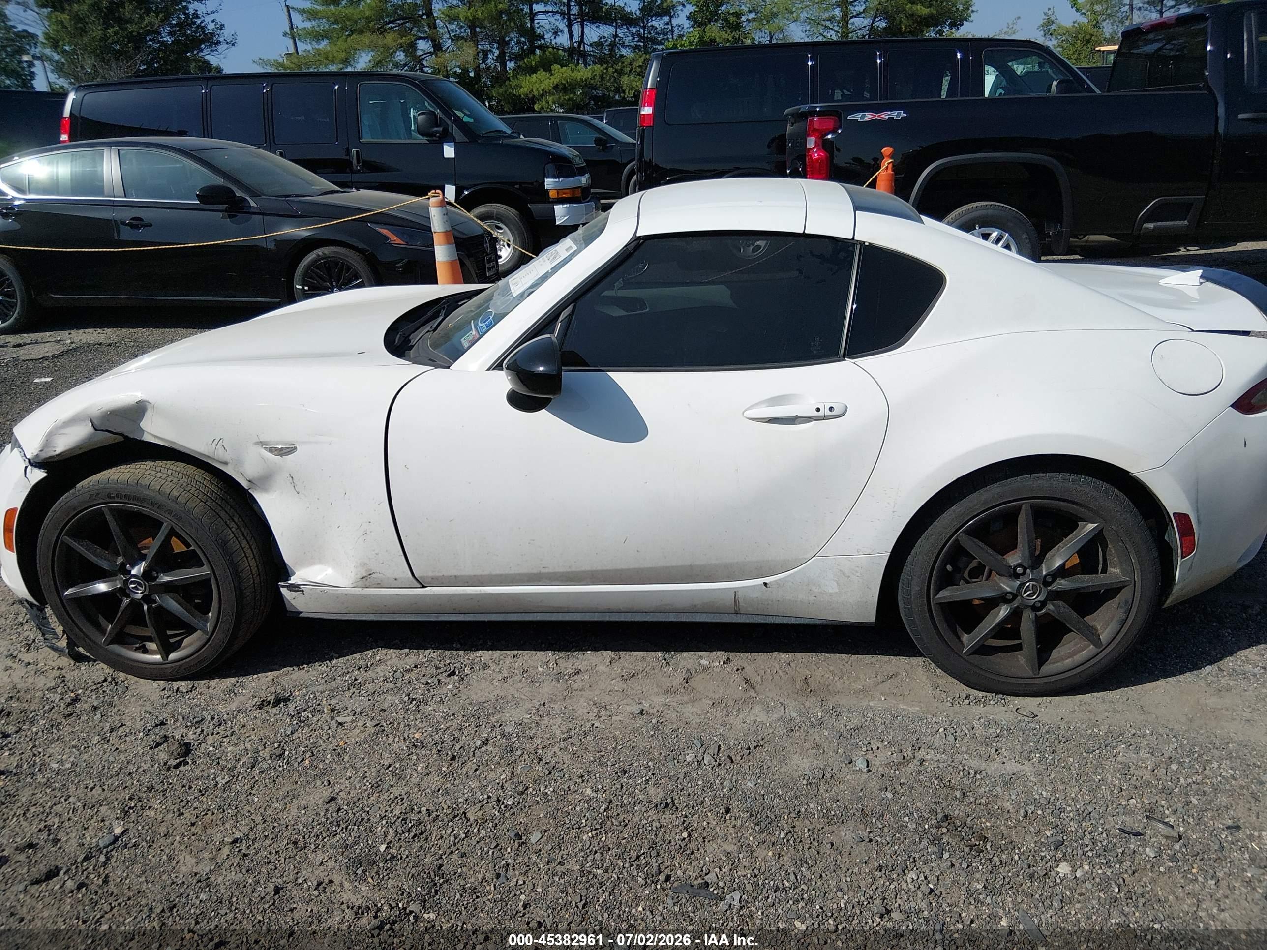 2017 MAZDA MX-5 MIATA RF CLUB