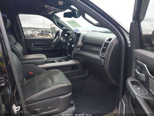 2021 RAM 3500 LARAMIE  4X4 8' BOX