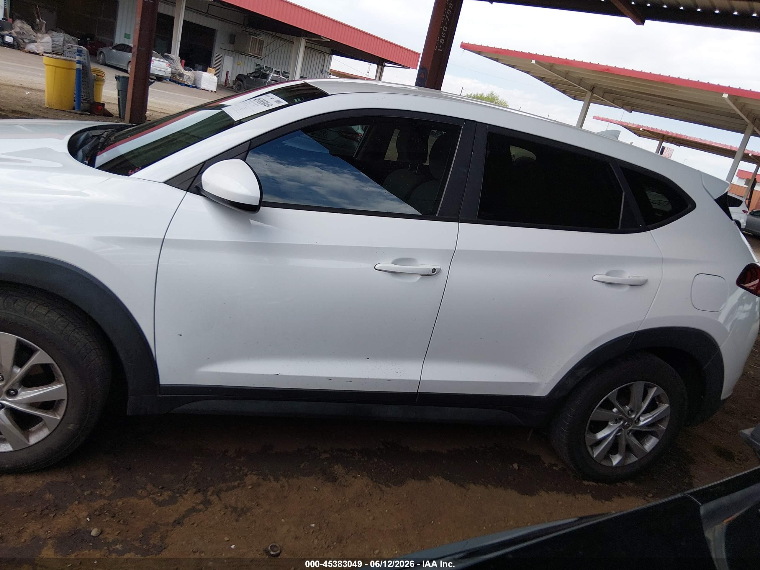 2019 HYUNDAI TUCSON SE