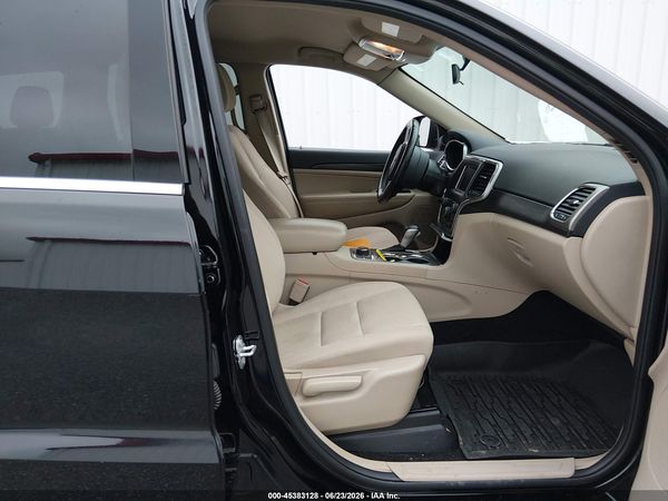 2019 JEEP GRAND CHEROKEE LAREDO E 4X4