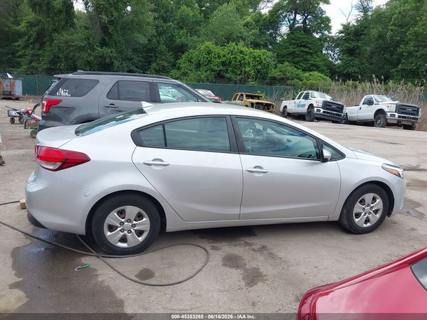 2017 KIA FORTE LX