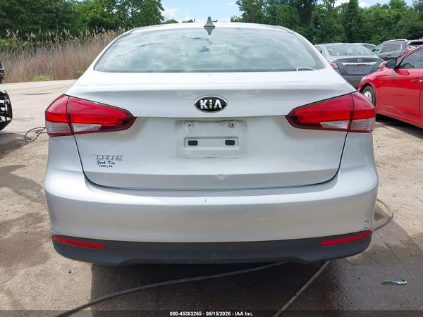 2017 KIA FORTE LX