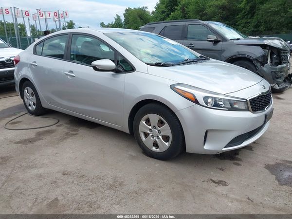 2017 KIA FORTE LX