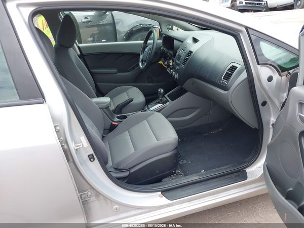 2017 KIA FORTE LX
