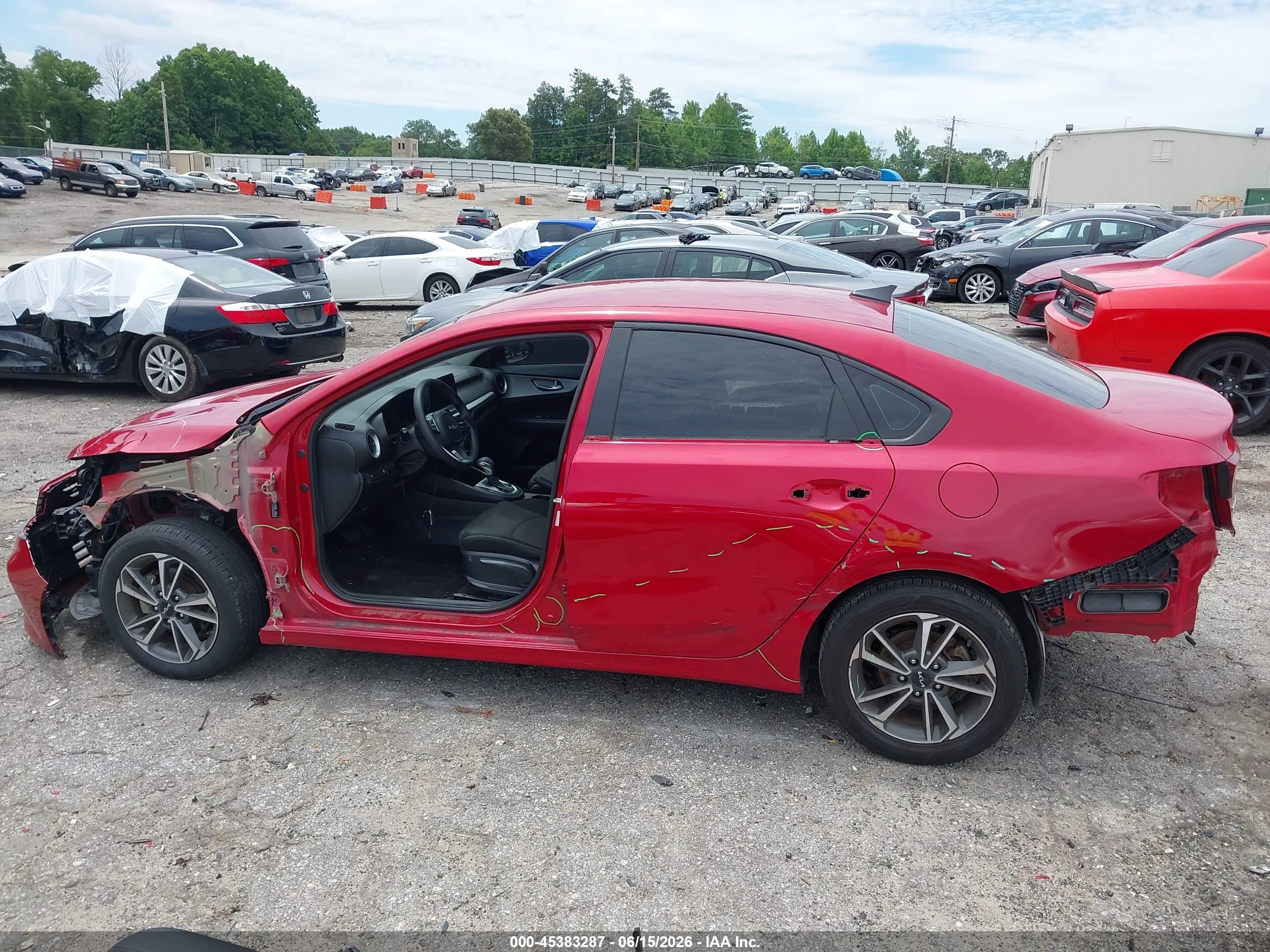 2023 KIA FORTE LXS