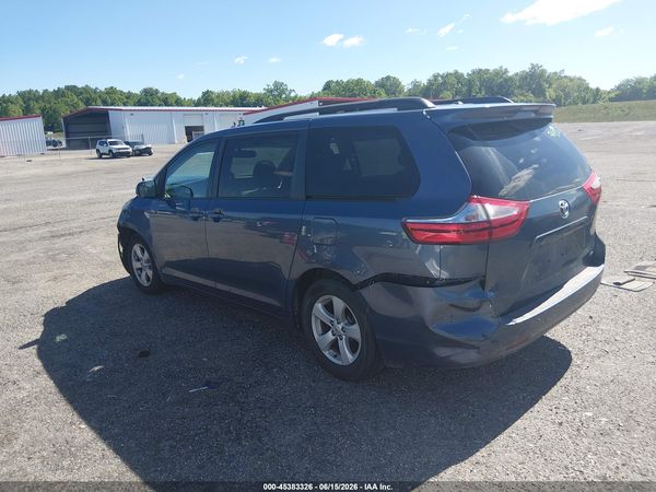 2015 TOYOTA SIENNA LE 8 PASSENGER