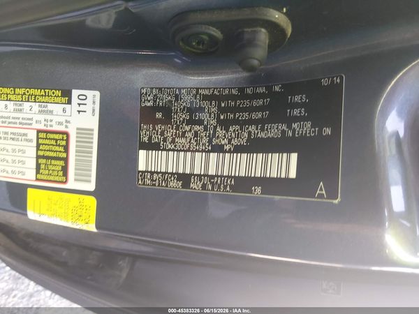 2015 TOYOTA SIENNA LE 8 PASSENGER