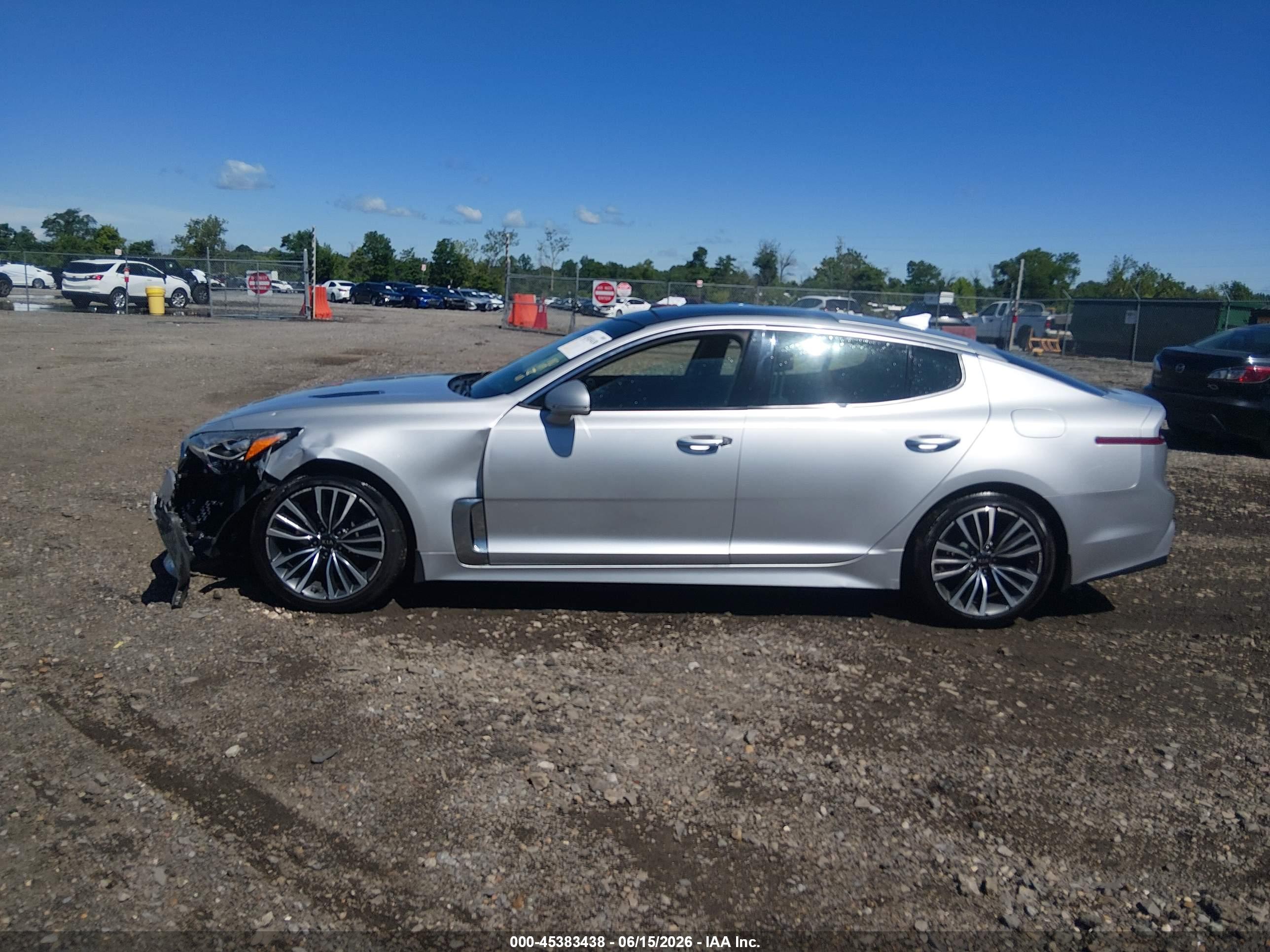 2018 KIA STINGER PREMIUM
