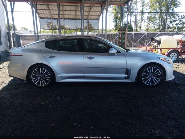 2018 KIA STINGER PREMIUM
