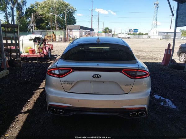 2018 KIA STINGER PREMIUM