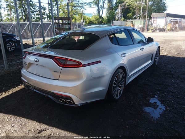 2018 KIA STINGER PREMIUM